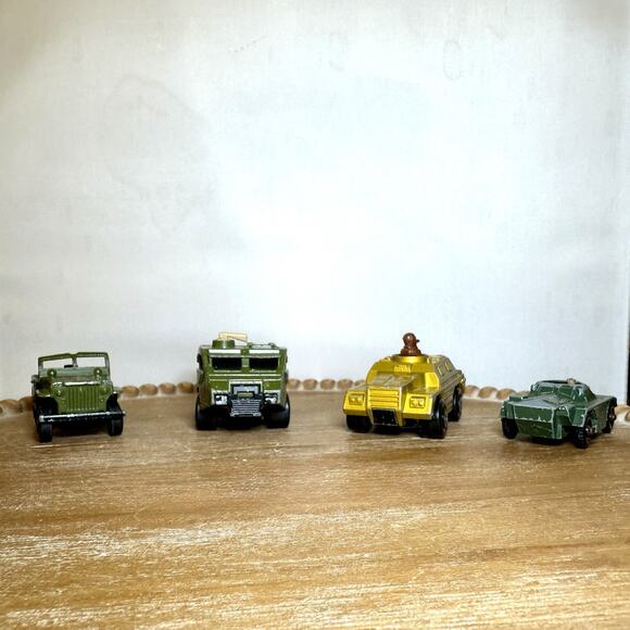 Lot of 4 Vintage Lesney Matchbox Military Vehicles Army Diecast England - Picture 1 of 8